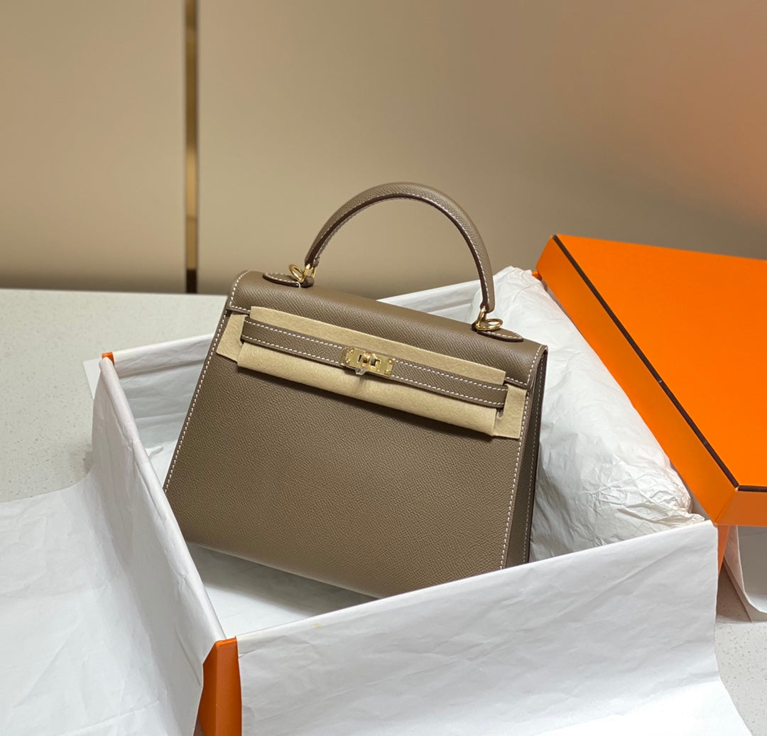 HERMES KELLY 25CM IN ETOUPE EPSOM CALFSKIN GOLD HARDWARE