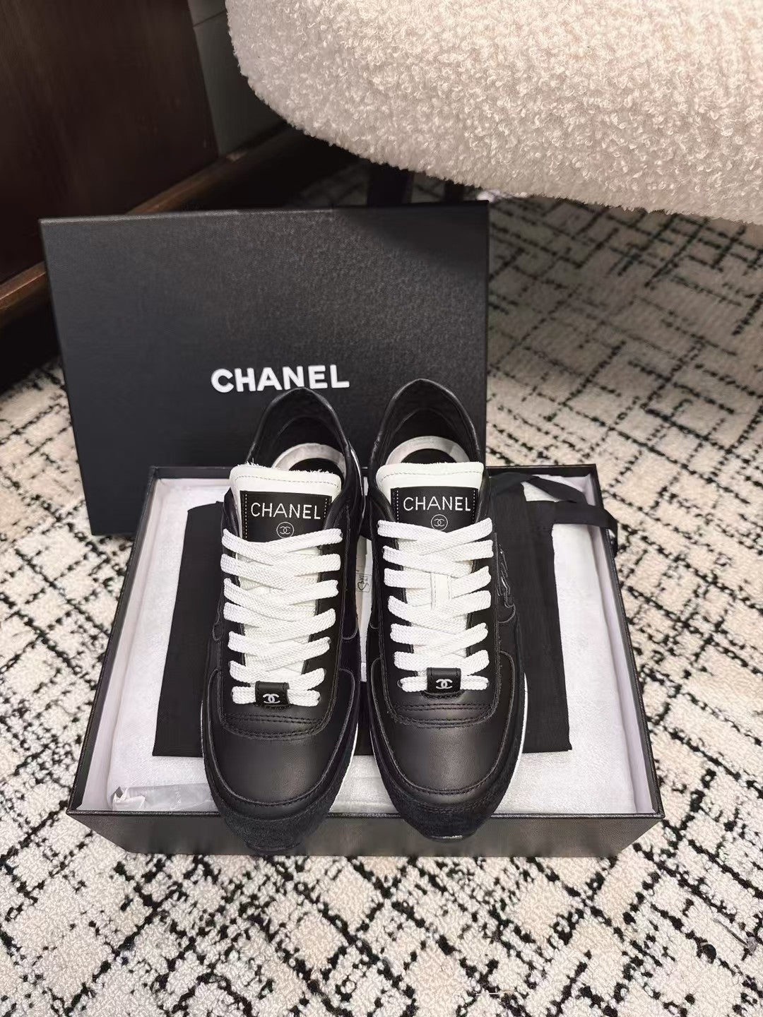 CHANEL TRAINERS SNEAKER IN BLACK CALFSKIN AND SUEDE